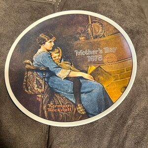 Norman Rockwell Mother's Day 1978 "Bedtime" Plate